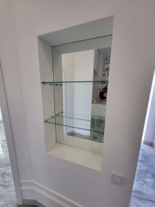 Нарезка и обработка стекла