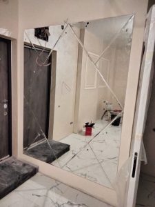 Панно из зеркальной плитки